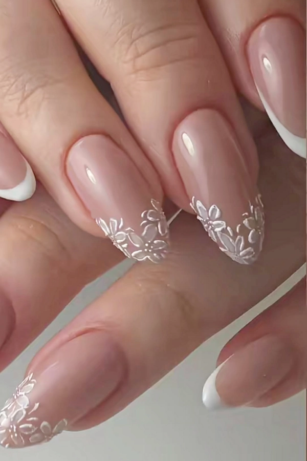 🤍Unhas para Noivas: 18 Ideias de Esmaltes, Cores e Designs para Mãos Bonitas no Casamento