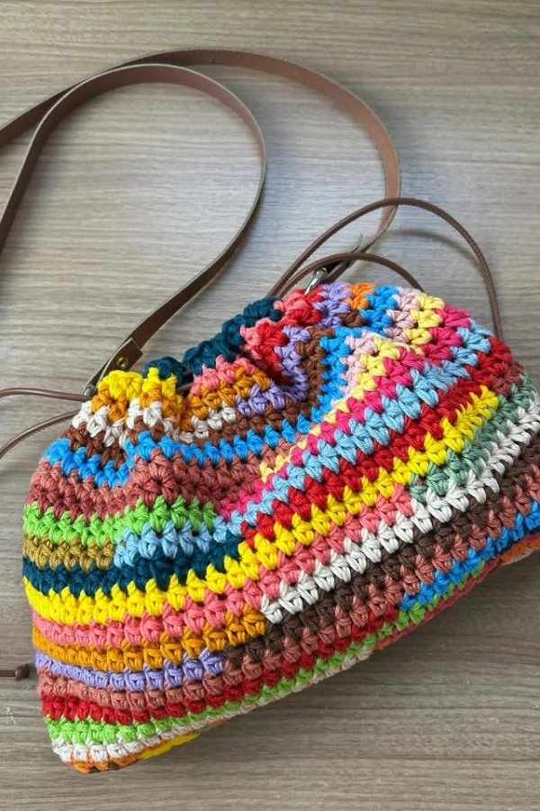 🧶🌈Bolsas de Crochê Coloridas: 16 Modelos Lindos, Modernos e Cheios de Cores