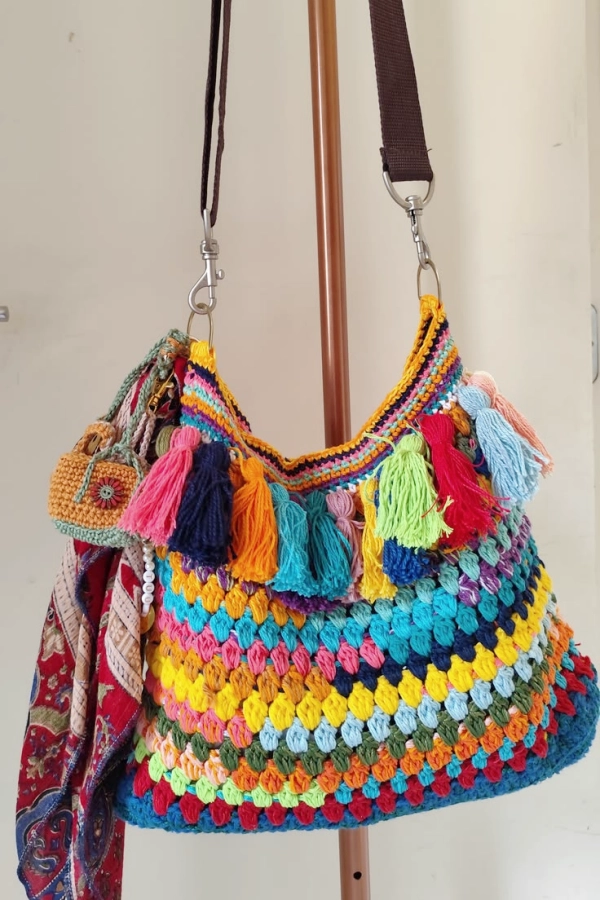 🧶🌈Bolsas de Crochê Coloridas: 16 Modelos Lindos, Modernos e Cheios de Cores